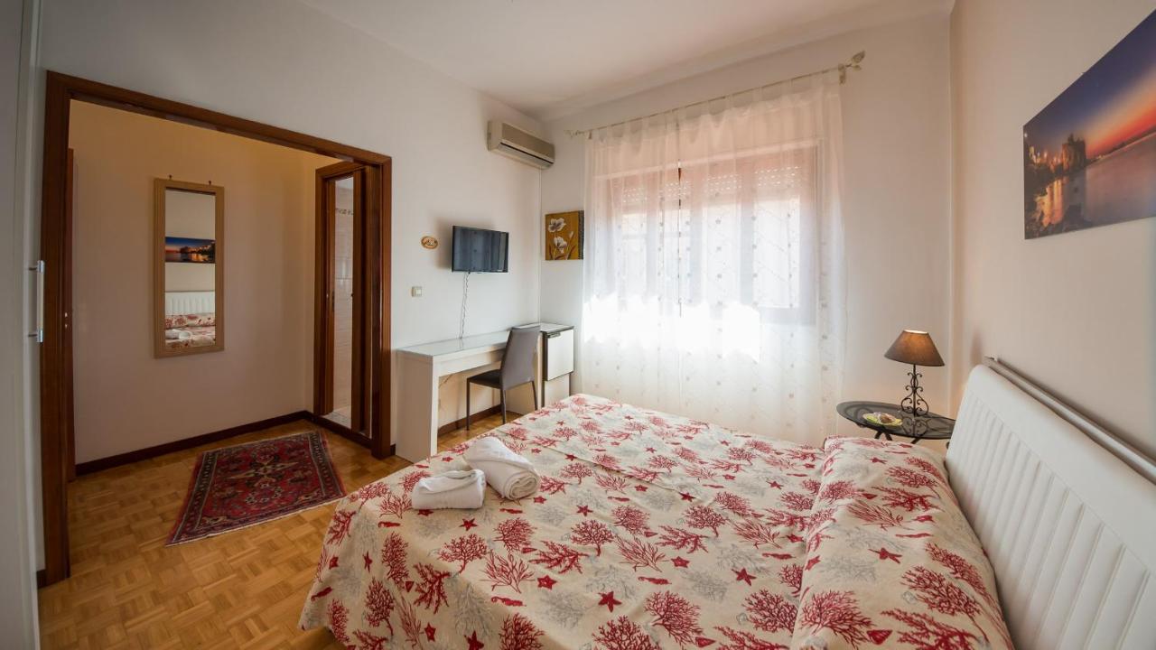 La Castellese Bed & Breakfast Aci Castello Bagian luar foto