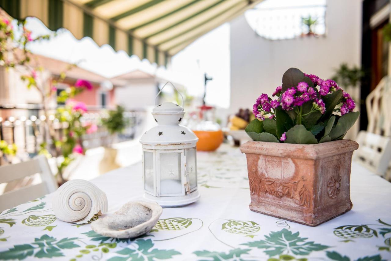 La Castellese Bed & Breakfast Aci Castello Bagian luar foto