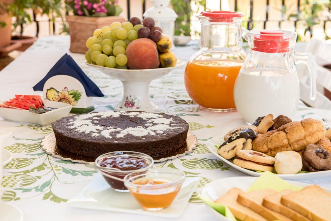 La Castellese Bed & Breakfast Aci Castello Bagian luar foto