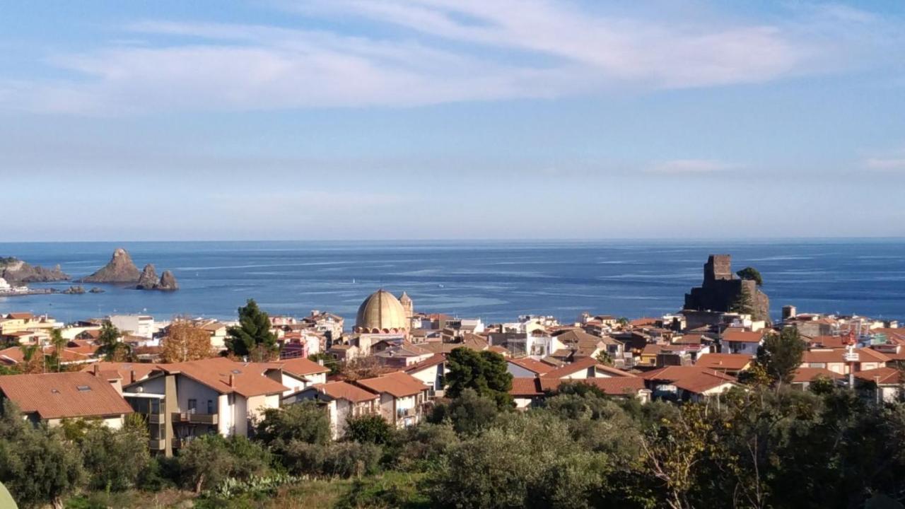 La Castellese Bed & Breakfast Aci Castello Bagian luar foto