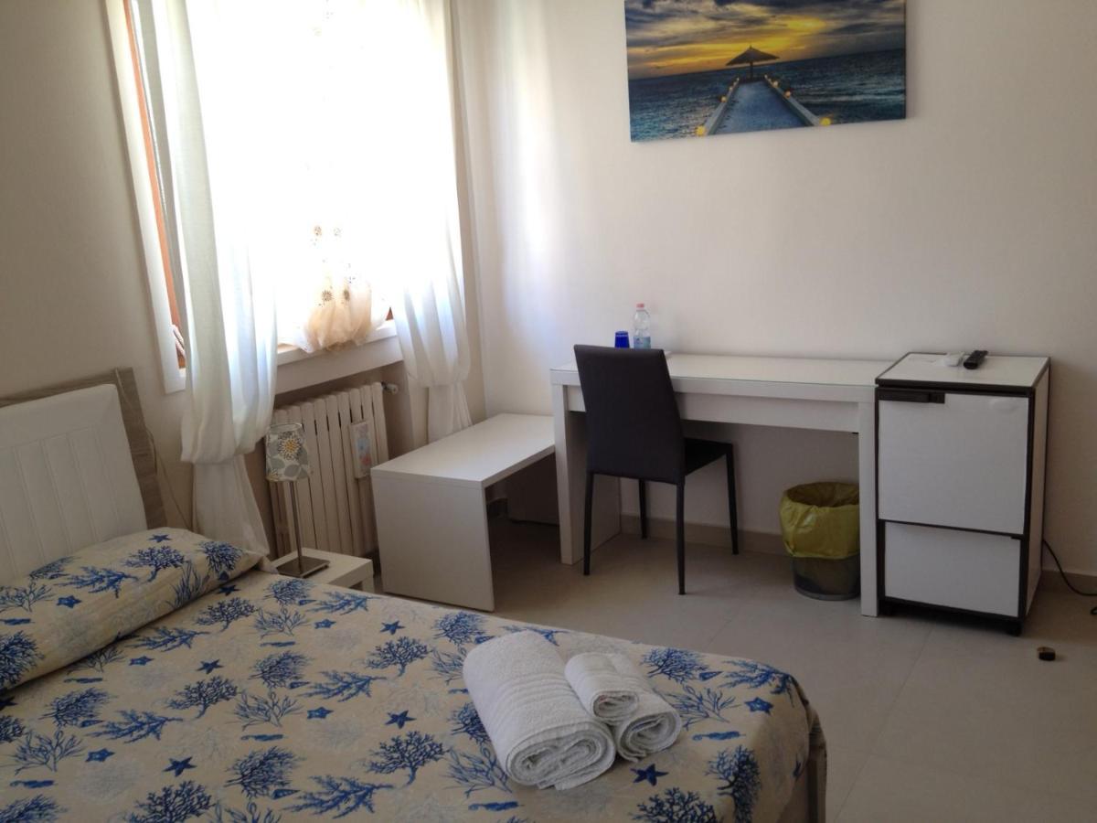 La Castellese Bed & Breakfast Aci Castello Bagian luar foto